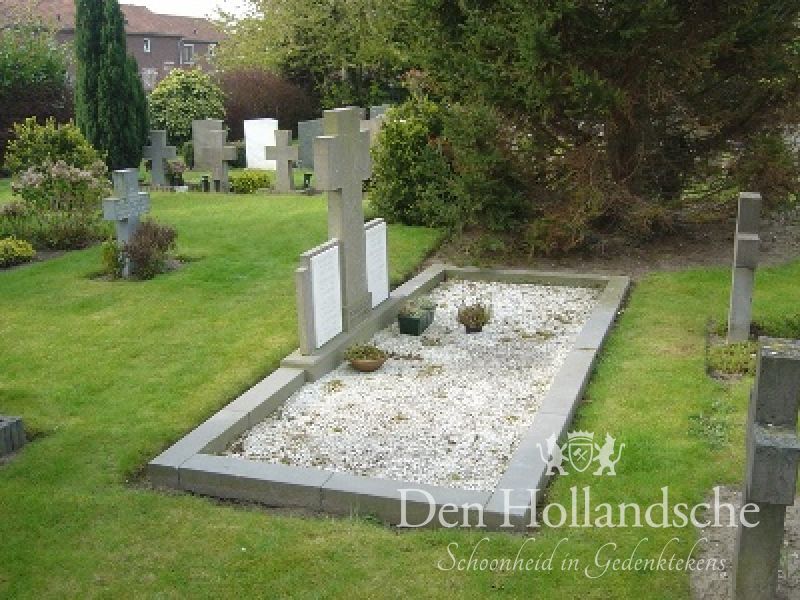 grafmonument Raamsdonk Rooms Katholieke Begraafplaats Raamsdonk