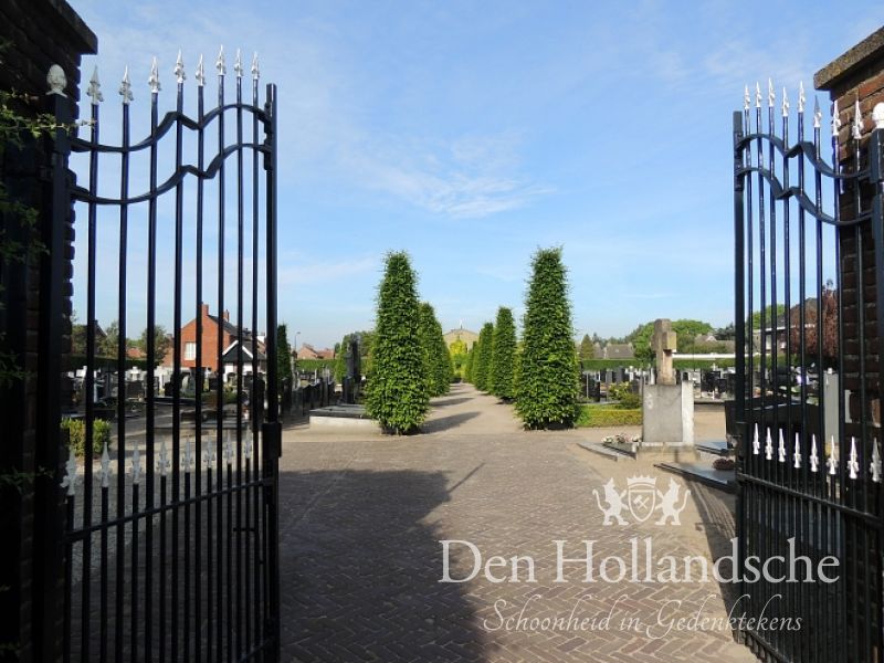 grafmonumenten Hilvarenbeek RK Begraafplaats Hilvarenbeek