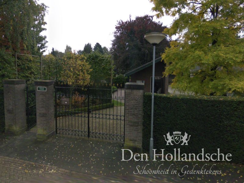 grafmonumenten Oisterwijk Sint Joannesparochie te Oisterwijk