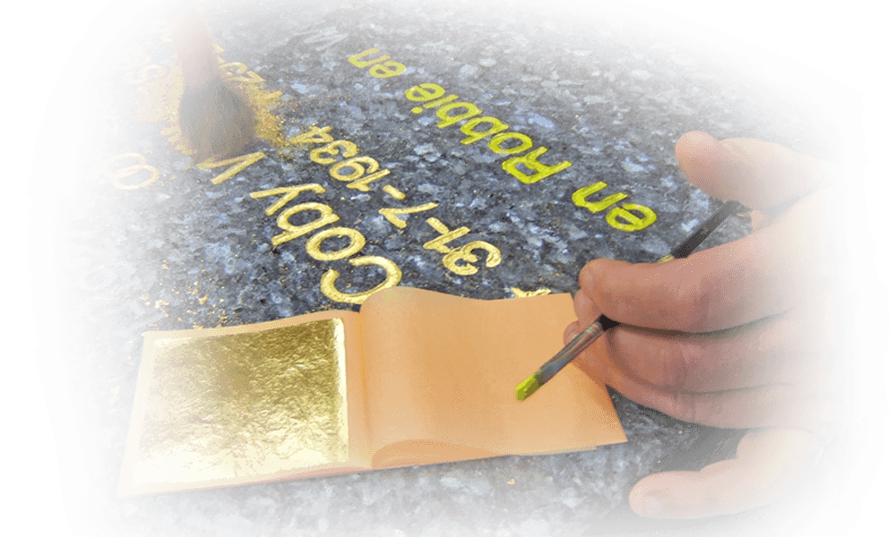 Chinese grafmonumenten belettering in bladgoud