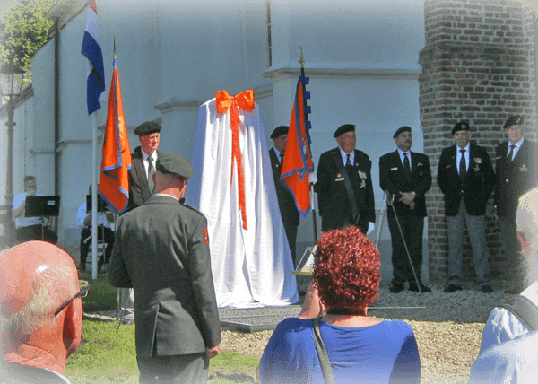 Oorlogsmonumenten Jaarsveld onthulling