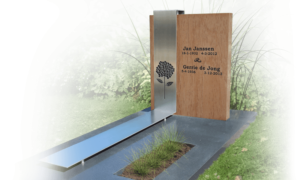 houten grafmonumenten met rvs letterplaat met hortensia bloem