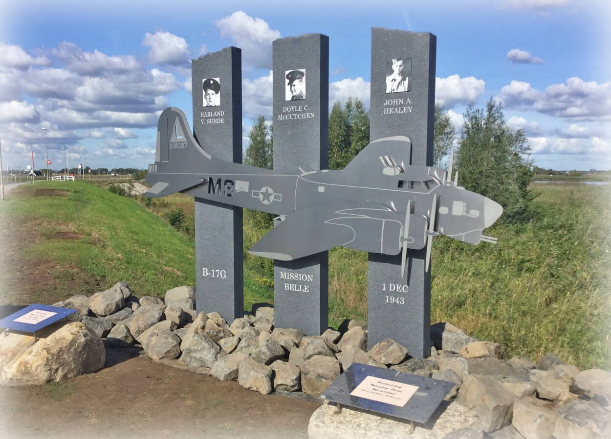 memorial mission Belle B-17G geplaatste gedenkteken