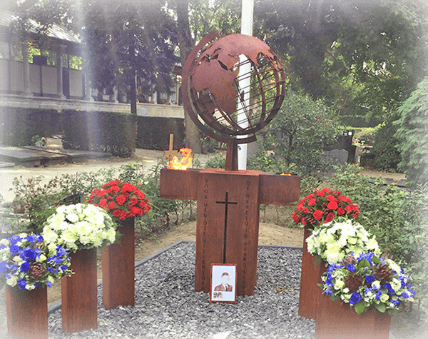 Oorlogsmonument begraafplaat St. Laurentius Rotterdam