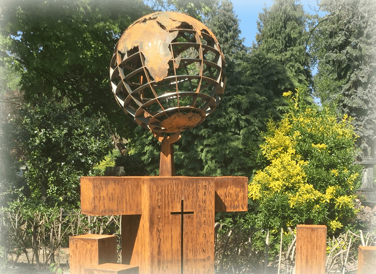 Oorlogsmonument begraafplaat St. Laurentius Rotterdam