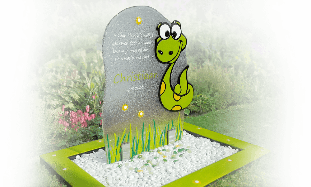 kindergrafmonument belettering emailleren belettering glas