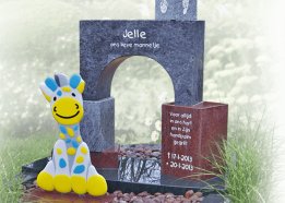 kindermonumenten natuursteen