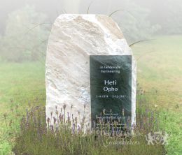 Kort grafmonument ruw natuursteen