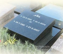 Urnenmonument - zwart