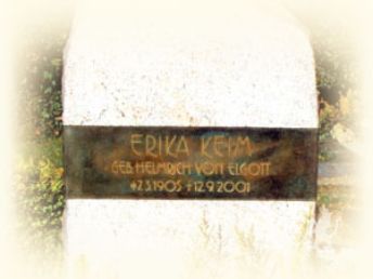 Erika PNG.png