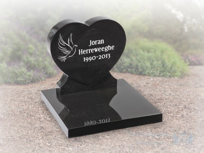 Gedenksteen 20 | Gedenksteen met hart voor een urn graf foto 1