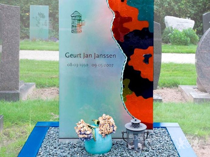 Grafmonument van glas foto 1