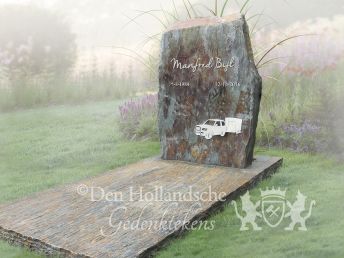 Grafmonument van leisteen met rvs decoraties