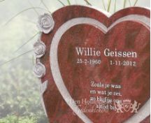 Grafsteen met hart en rozen foto 3