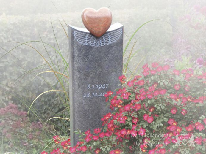 Grafzuil met hart van exclusief natuursteen foto 1