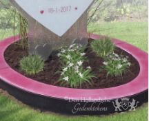 Groot hart in roze urnmonument van glas foto 3