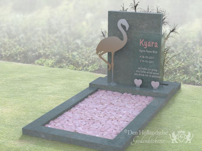 Kindermonument met flamingo van RVS foto 1