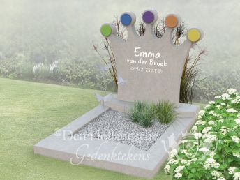 Kindermonument met kroon