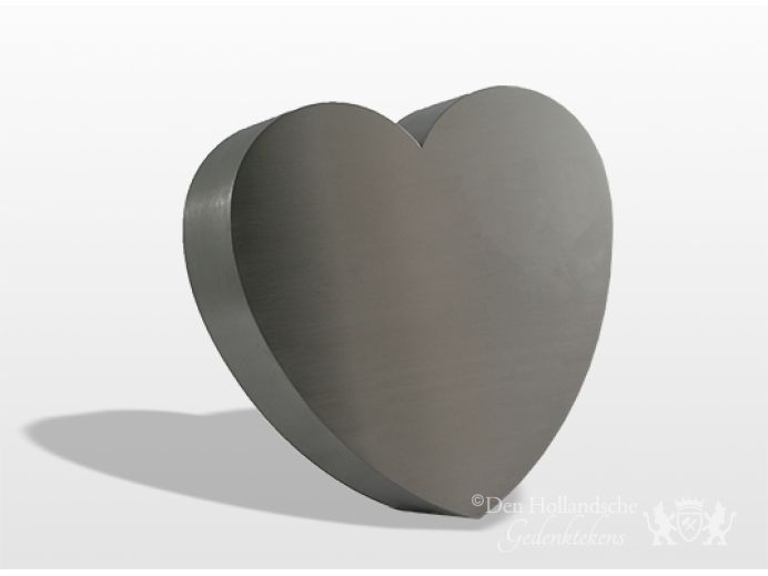 Cortenstaal urn hartvorm foto 1