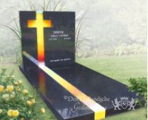 Moderne grafsteen met glasfusing kruis foto 1