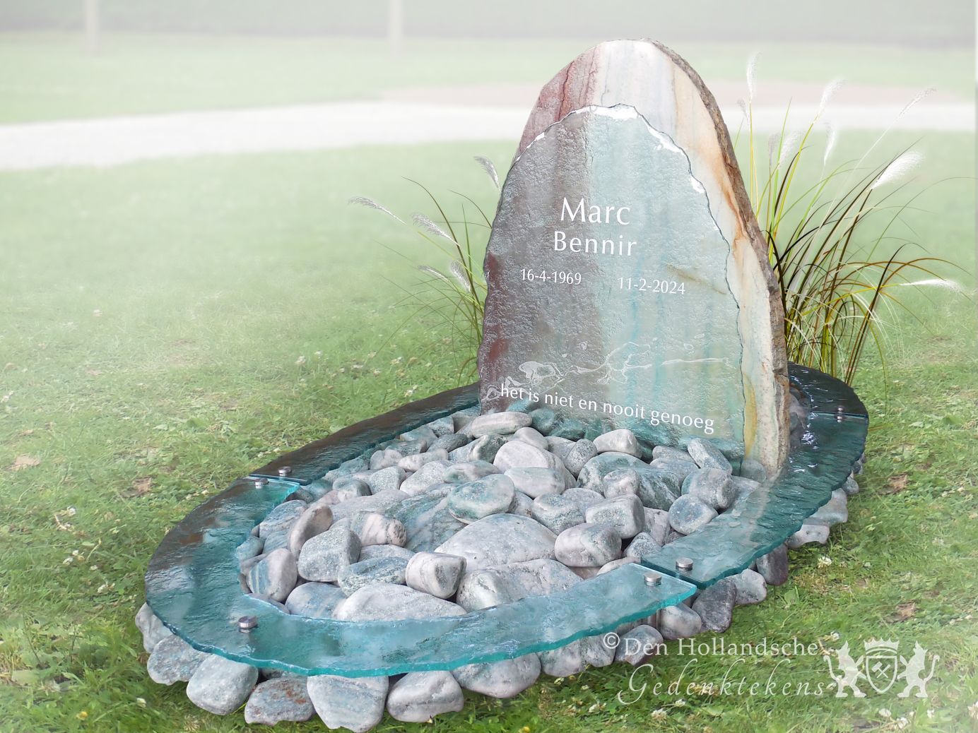 Natuurlijk grafmonument met gesmolten glas | 23033