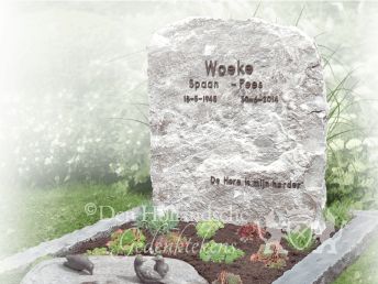 Natuurlijk grafmonument met ruwe witte steen