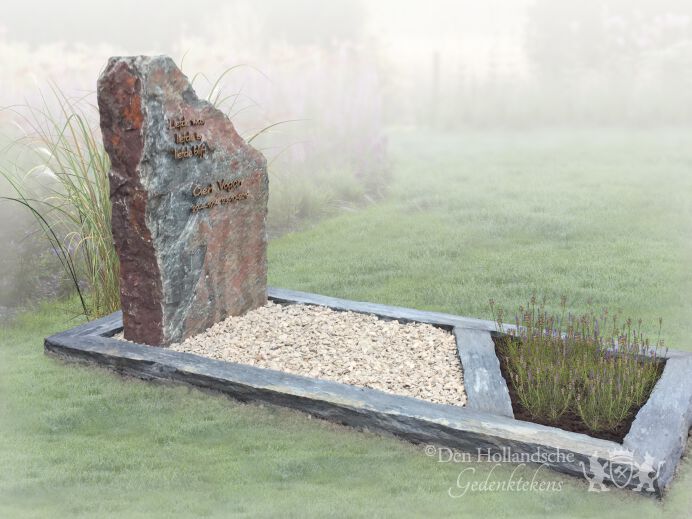 Natuurlijk grafmonument foto 1