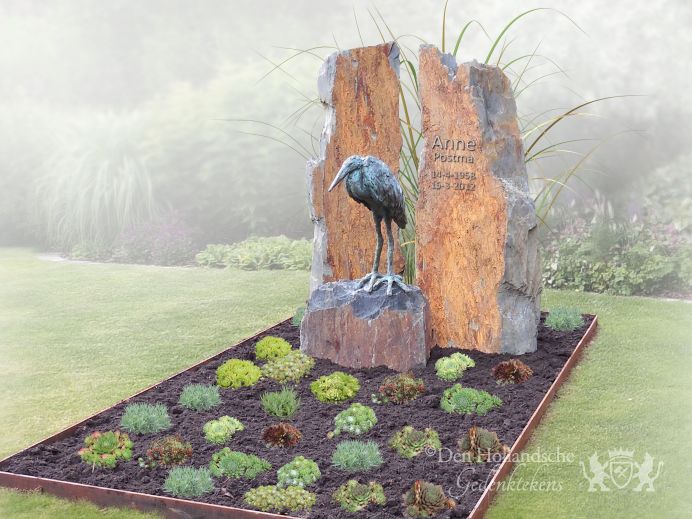 Natuurlijk grafmonument foto 1