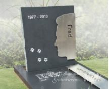 RVS grafmonument met silhouet foto 2