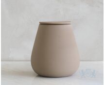 Athos – handgemaakte eco urn in zandkleurig engobe foto 1