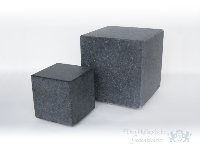 Atos urn natuursteen - Luna Black 0,54l foto 1