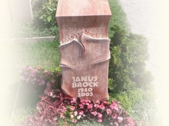 Urnenmonument - rood foto 1