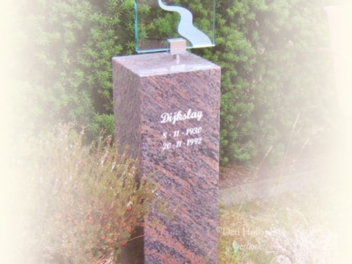 Zuil met glasplaat foto 1