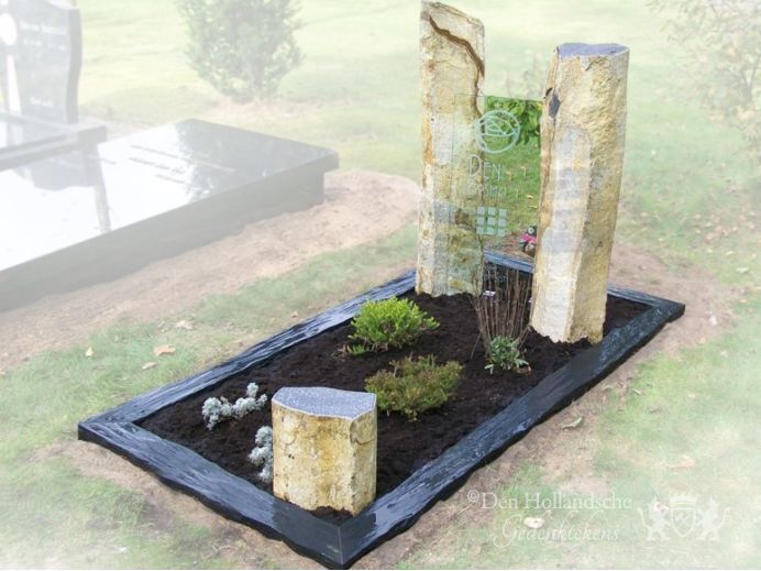 Zwerfkei grafmonument foto 1