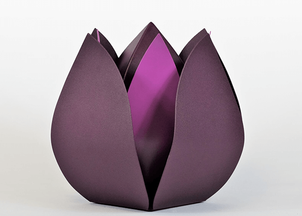 RVS urnen gekleurde bloemen paarse tulp
