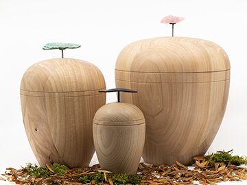 Houten urn