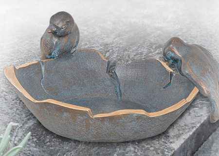 urn begraven persoonlijke grafdecoratie bronzen vogeltjes