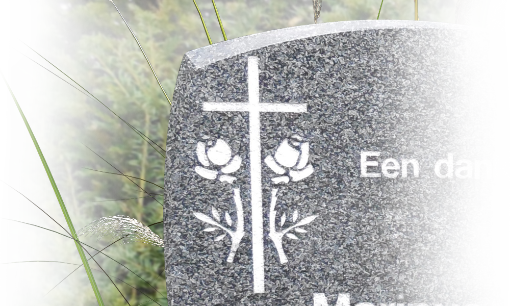 grafsteen decoraties kruis op golfkop lettersteen