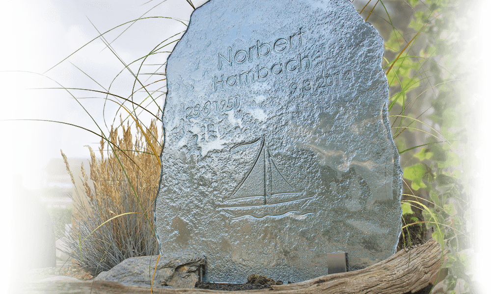 grafdecoraties glas zeilboot in gesmolten glas